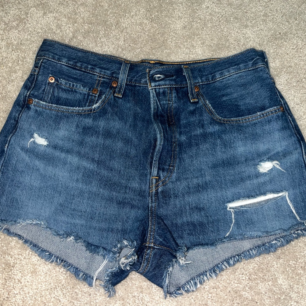 Levi 501 jean shorts in W30! Worn 1 time for a few hours in new condition.